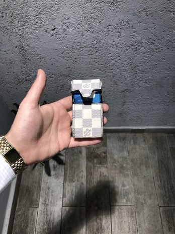 LV.small.10