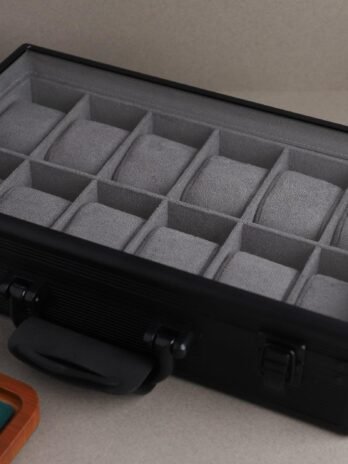 Box 12 black